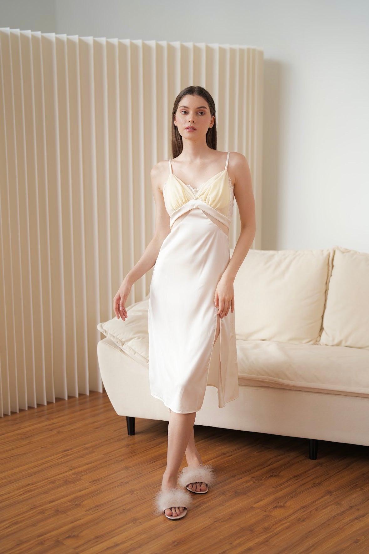 FREYA SATIN SLIP